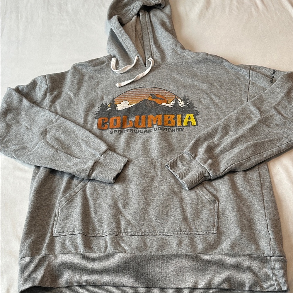 Columbia Heather Gray Graphic Hoodie